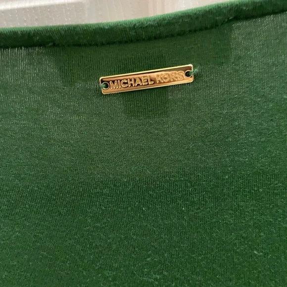 Michael Kors Forest Green V-Neck Top - Picture 4 of 4